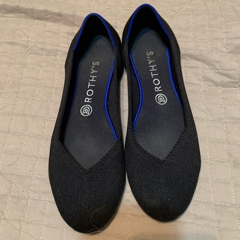 Black Rothy flats 9.5